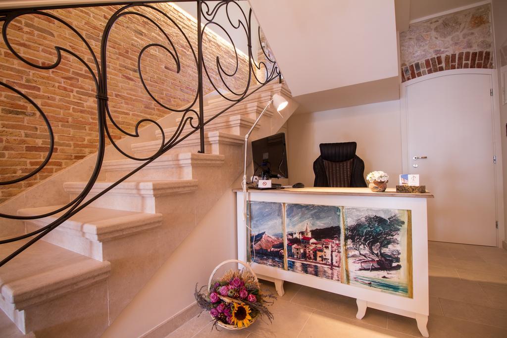Hotel Heritage Forza Baska  Luaran gambar