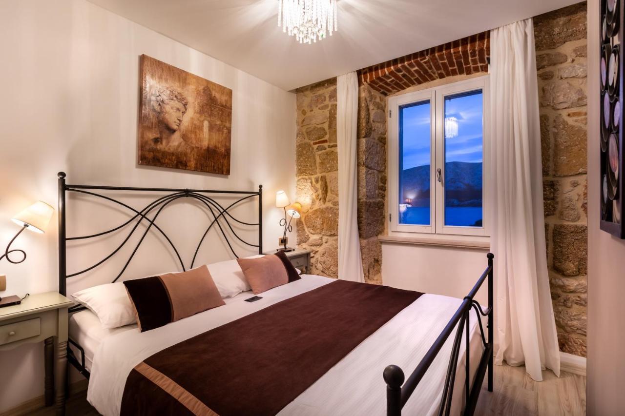 Hotel Heritage Forza Baska  Luaran gambar